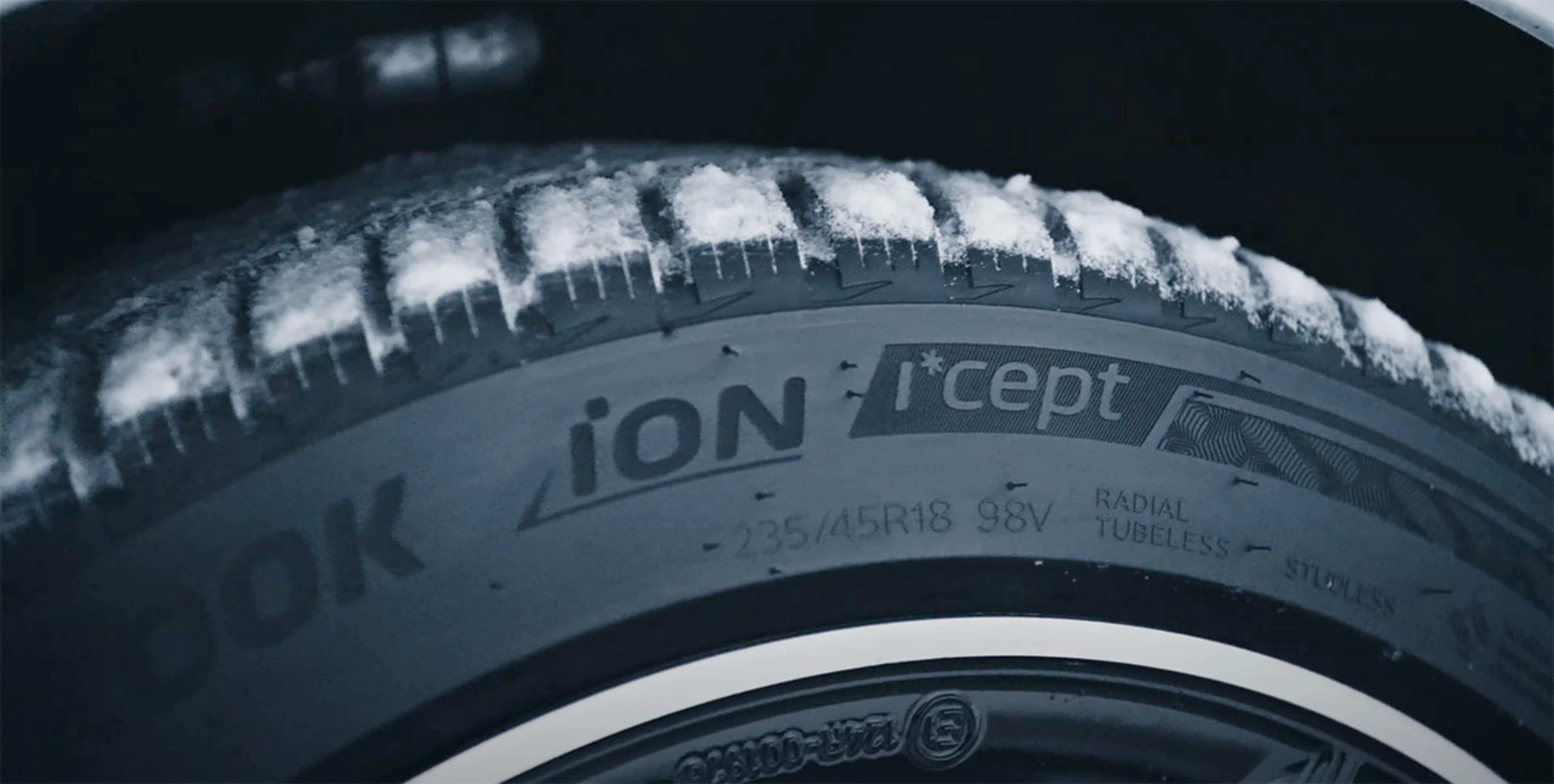 Hankook iON i*cept IW01 tires