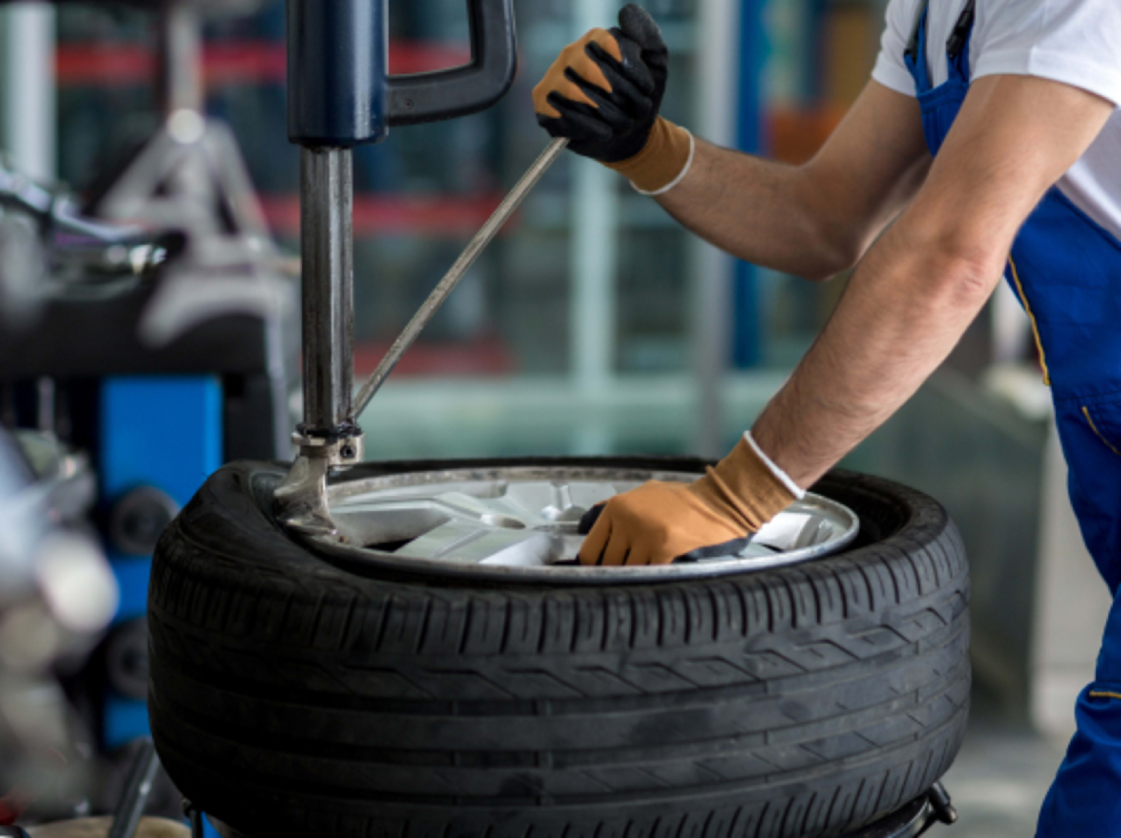 Sin City Wheels & Tires in North Las Vegas, NV (3040 Simmons St Ste 100