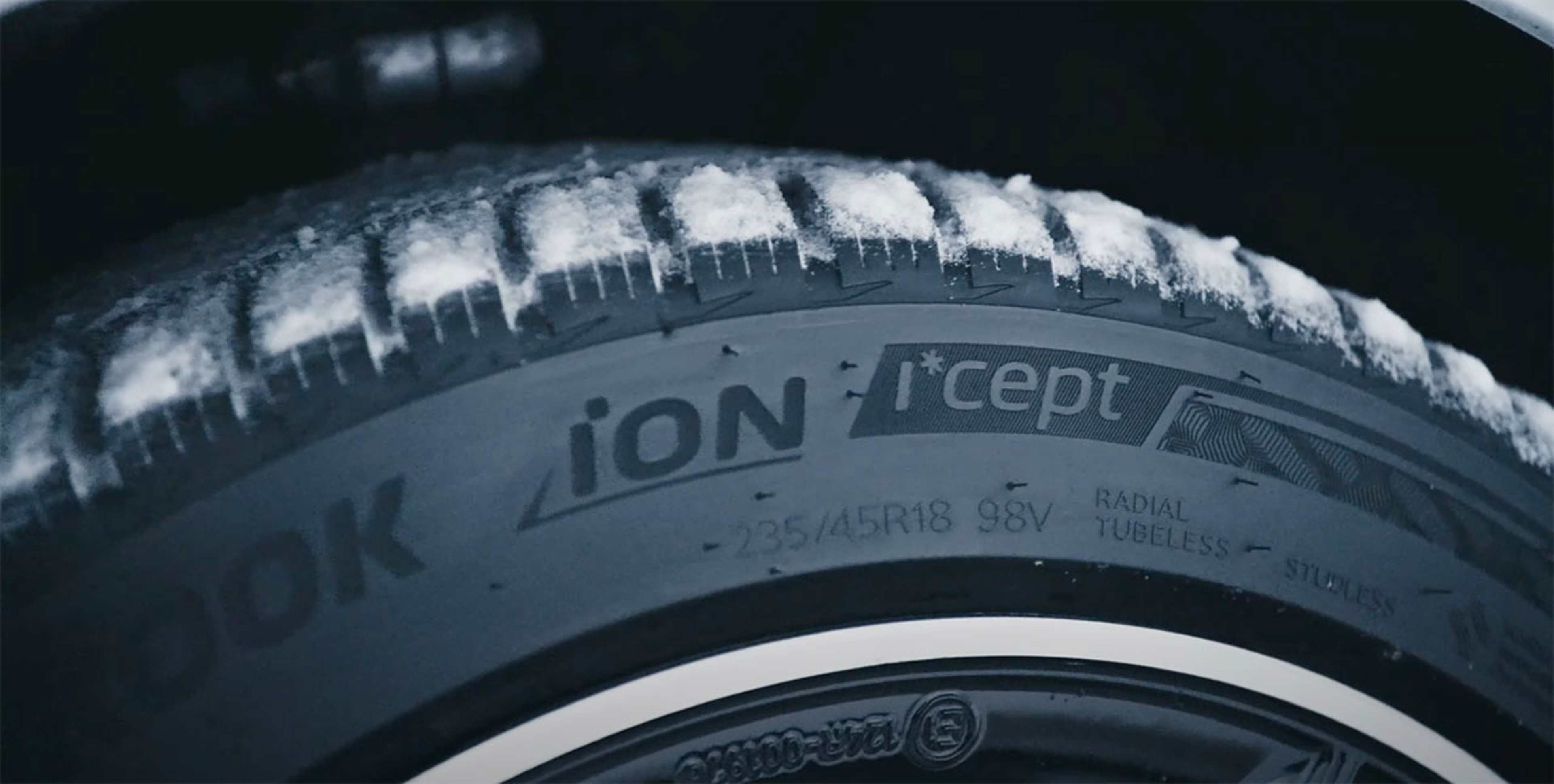 Hankook iON i*cept IW01 tires