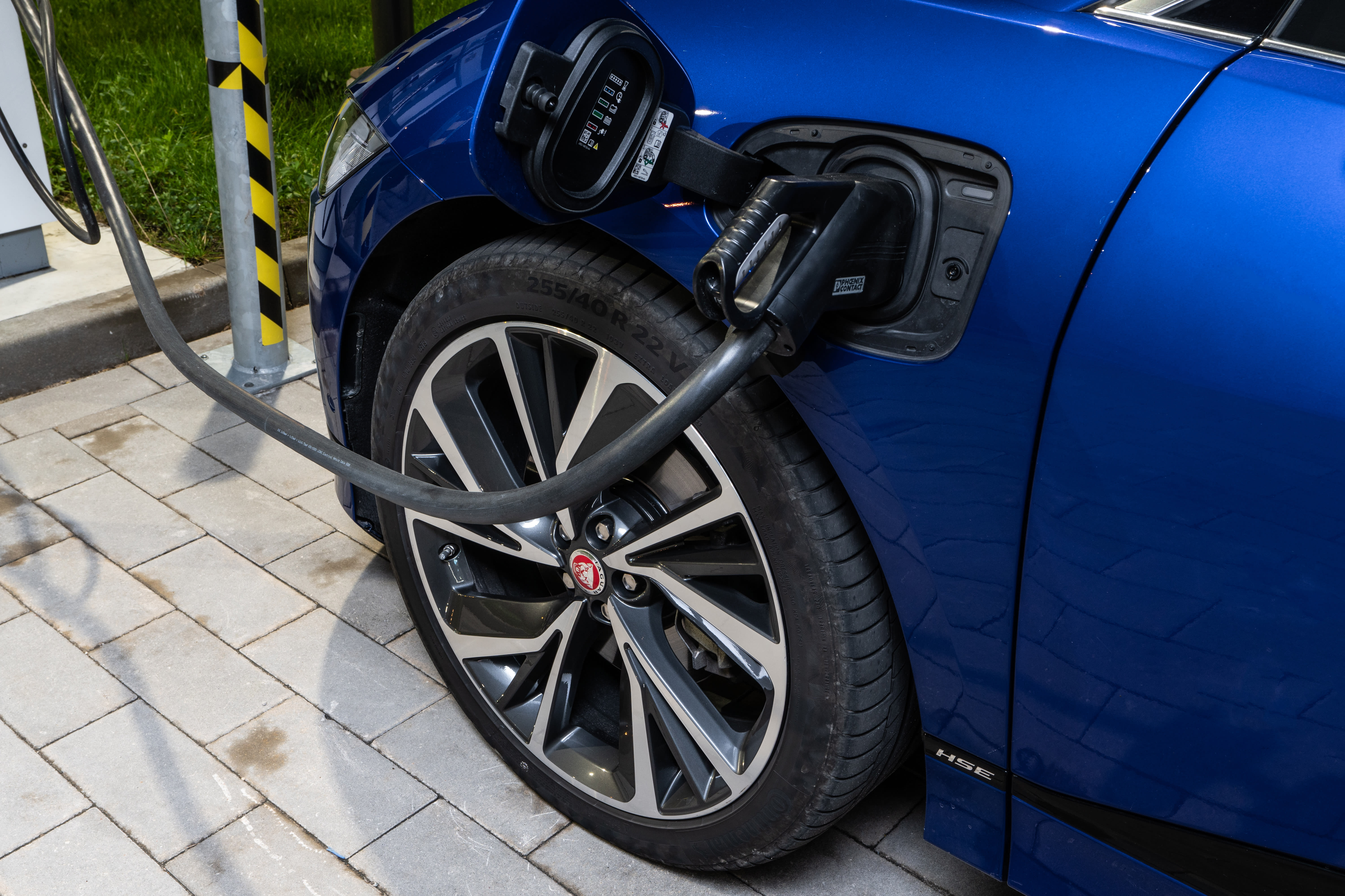 Electric Vehicle Tires – Basic Stuff You Need To Know