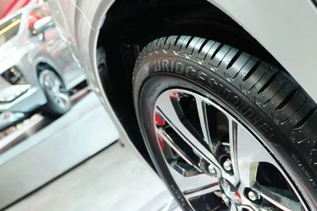 Bridgestone Turanza LS100