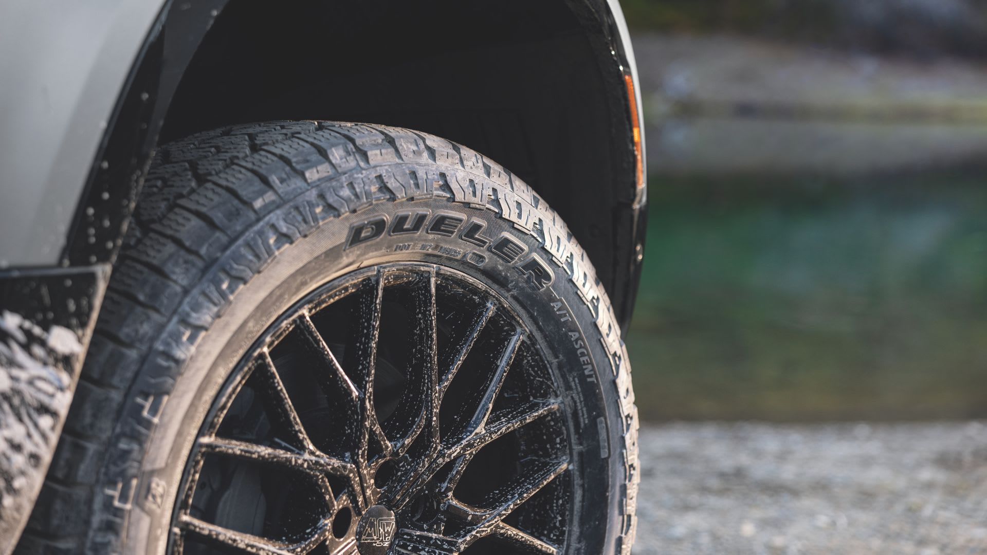 Bridgestone Dueler A/T Ascent