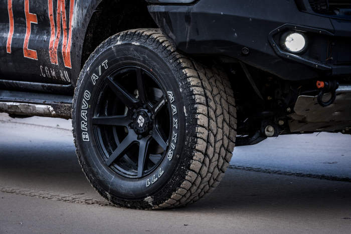 Maxxis AT-771 Bravo Series