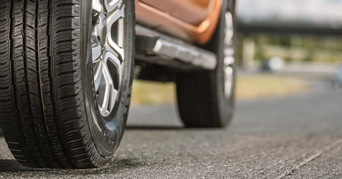 Goodyear Wrangler Steadfast HT vs Nokian One H/T