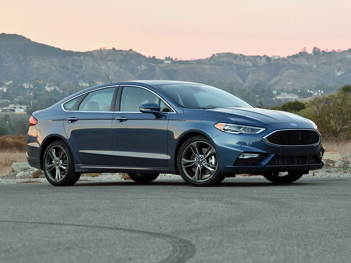 Top 5 Tires for Road Trips and Long-Distance Travel