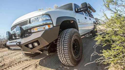 Hankook Dynapro XT RC10 vs Cooper Discoverer Rugged Trek tires on handling