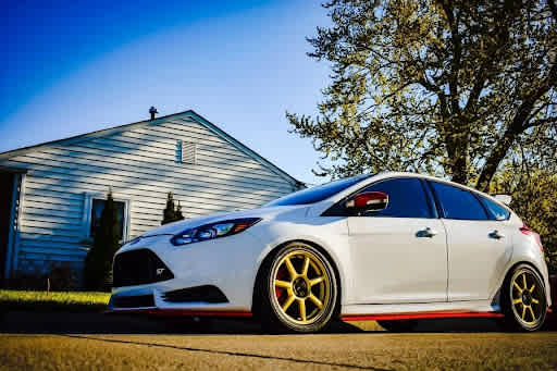 Kenda Vezda UHP MAX Summer KR20A vs Nexen N'Fera Sport R tires on traction