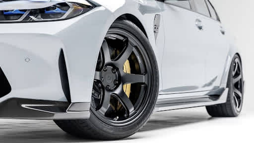 Performance tires lifestyle image