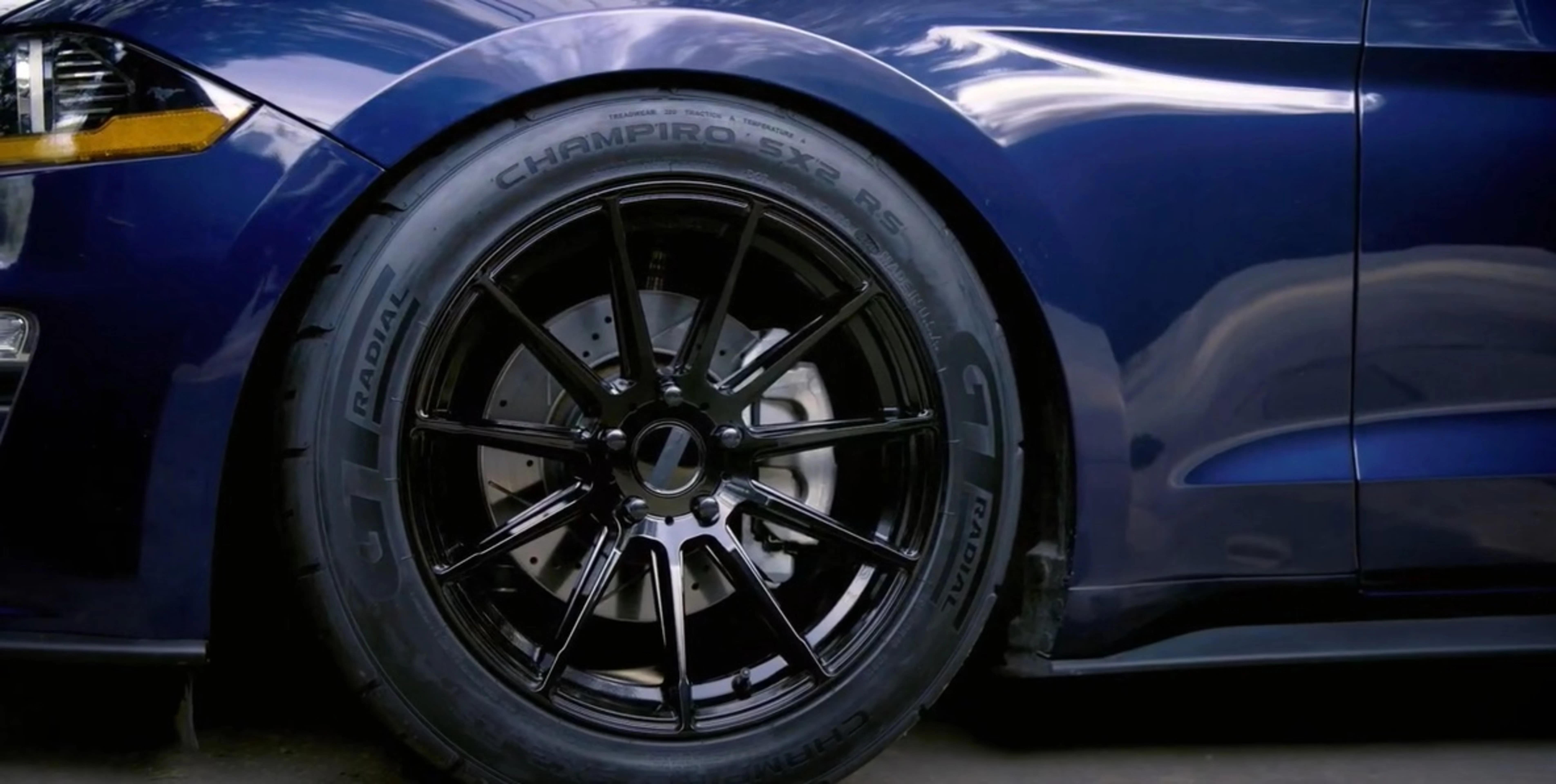 Wide Tires vs. Standard Tires: Which is Better?