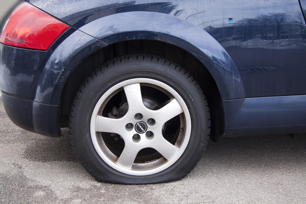 How to Be Prepared for a Flat Tire