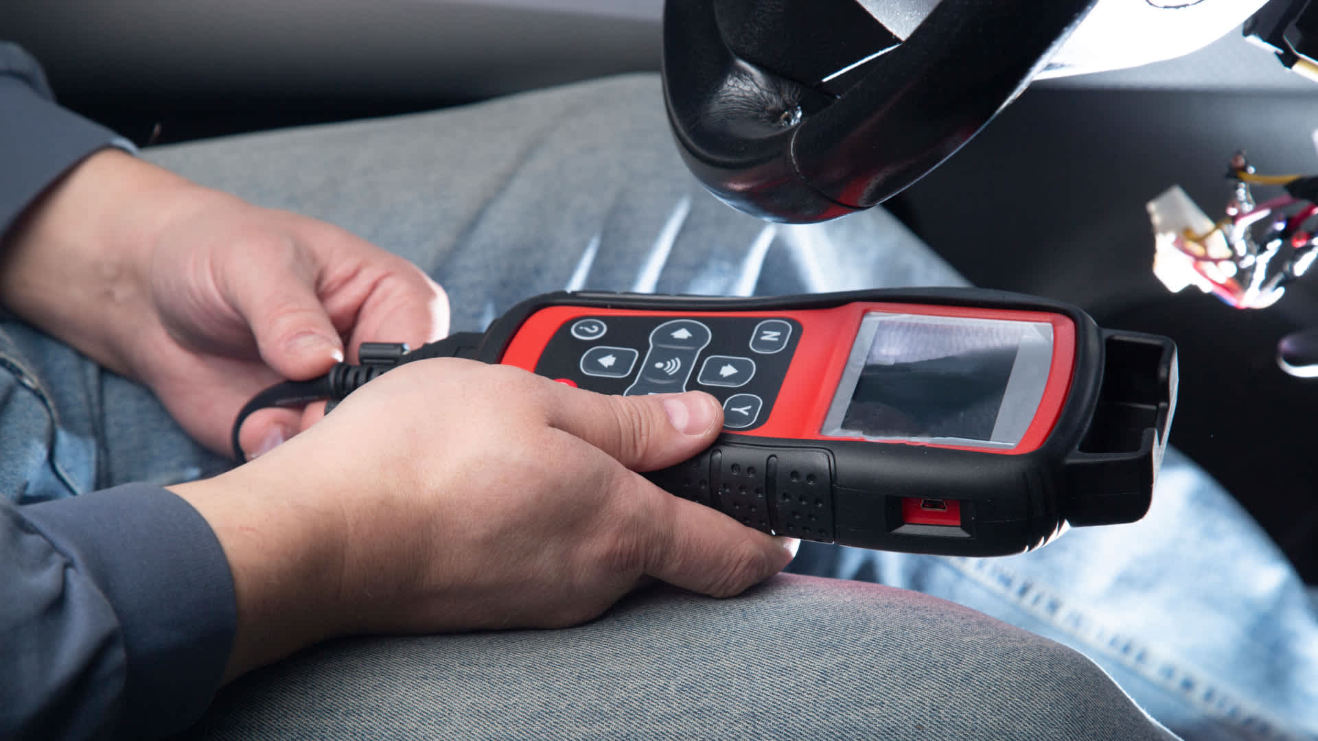 How to Fix a Flashing Tire Pressure Light - Consult a Professional
