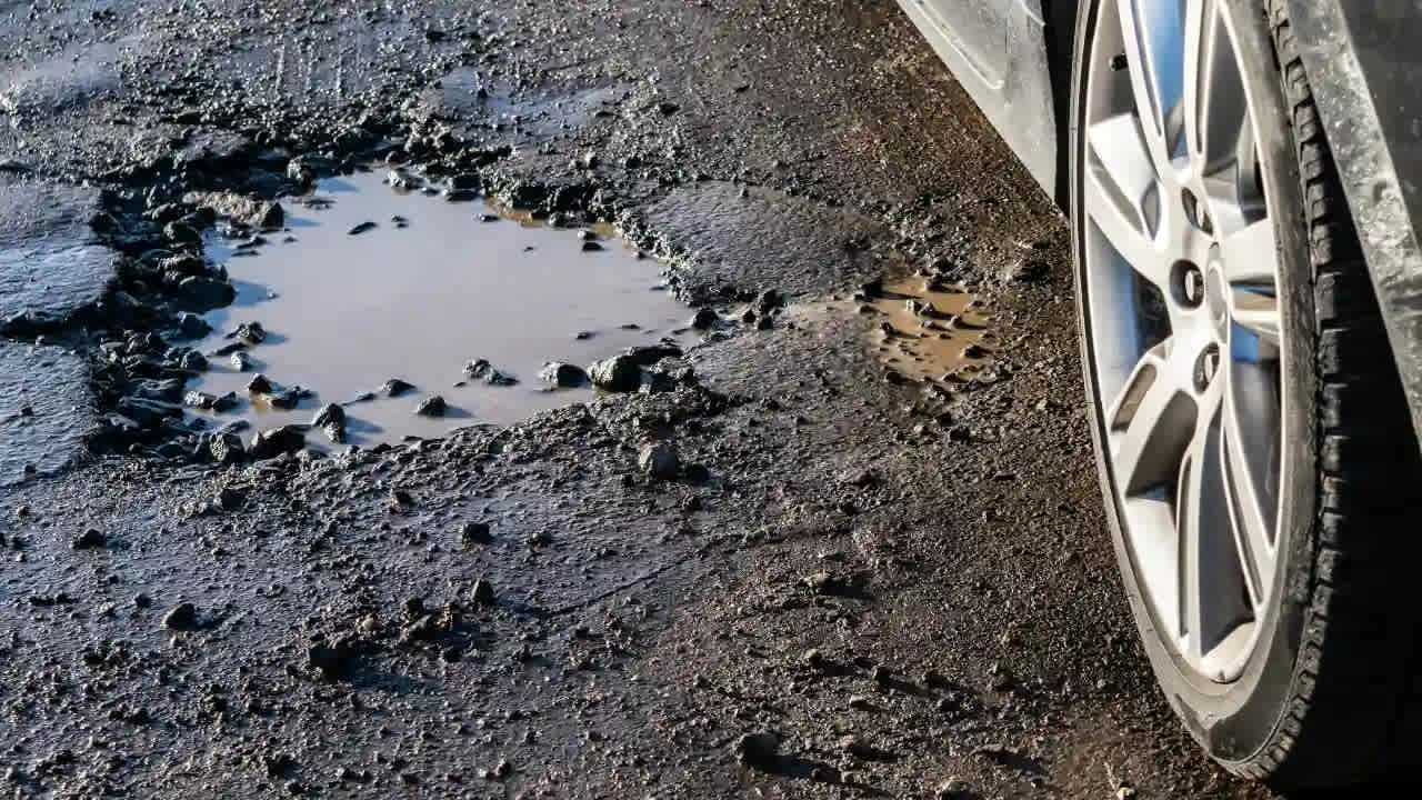 How to Inspect Tires for Pothole Damage