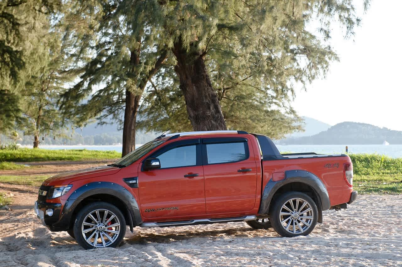 What Does E Load Rating Mean for Tires?