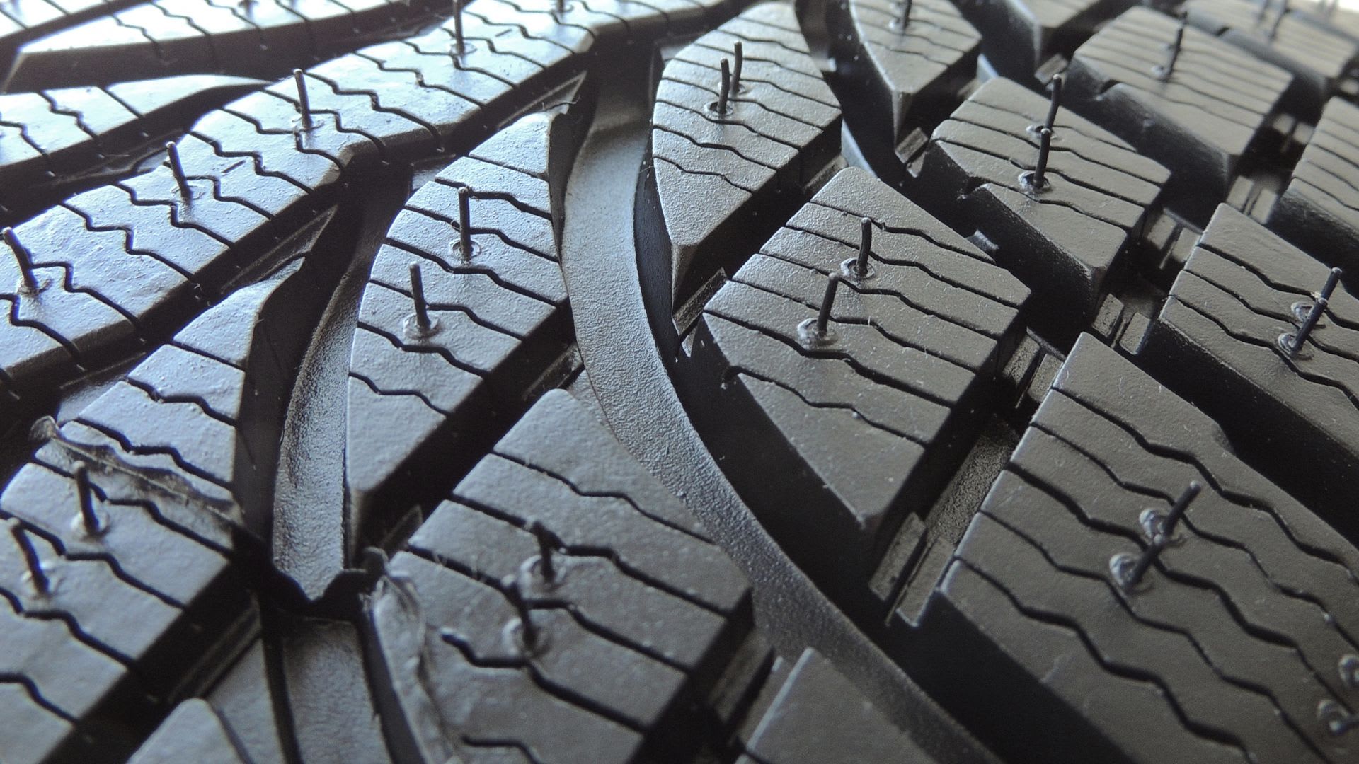 What Are Tire Sipes? Benefits for Your Tires
