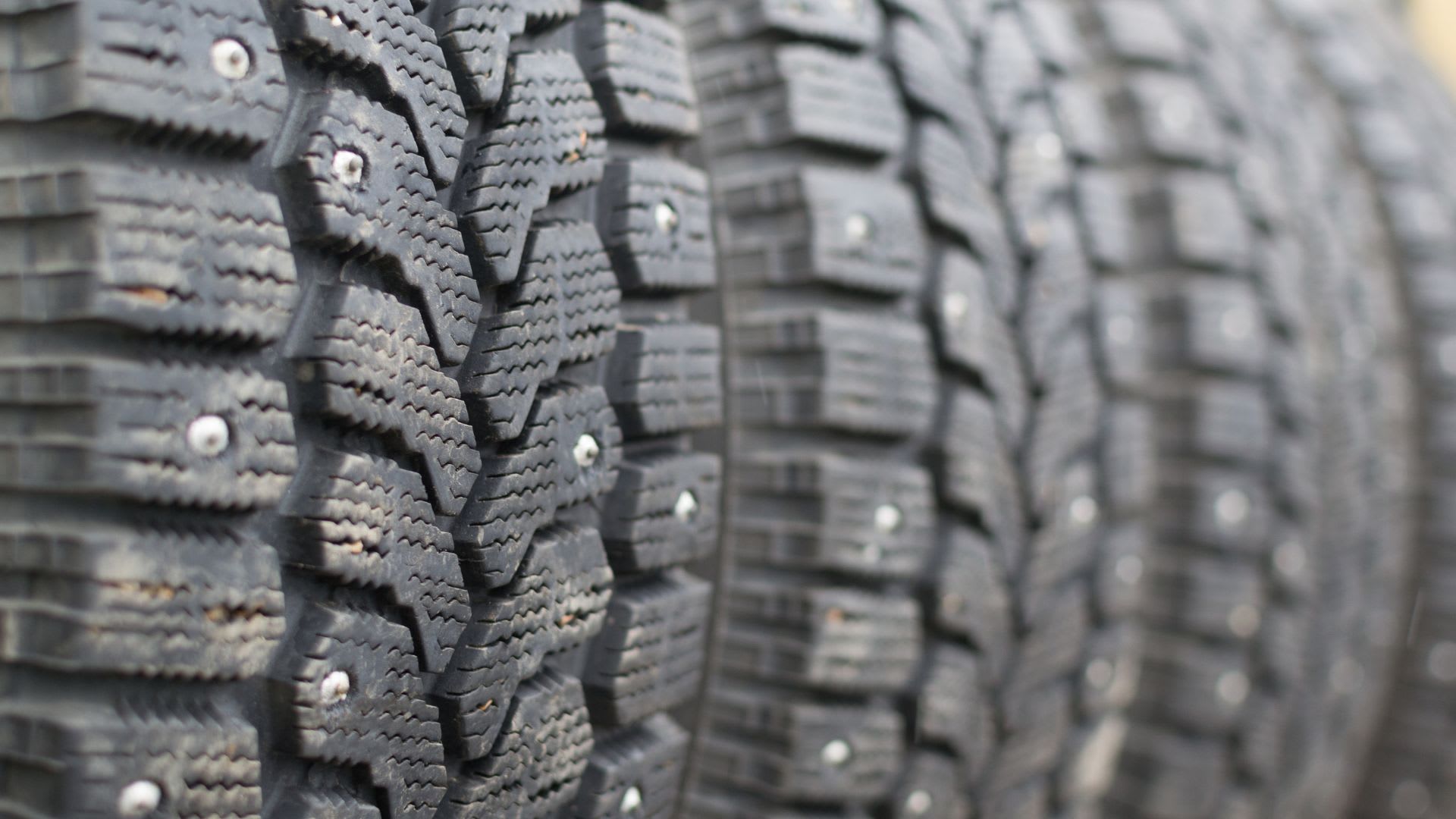 Benefits of Factory-Installed Tire Sipes