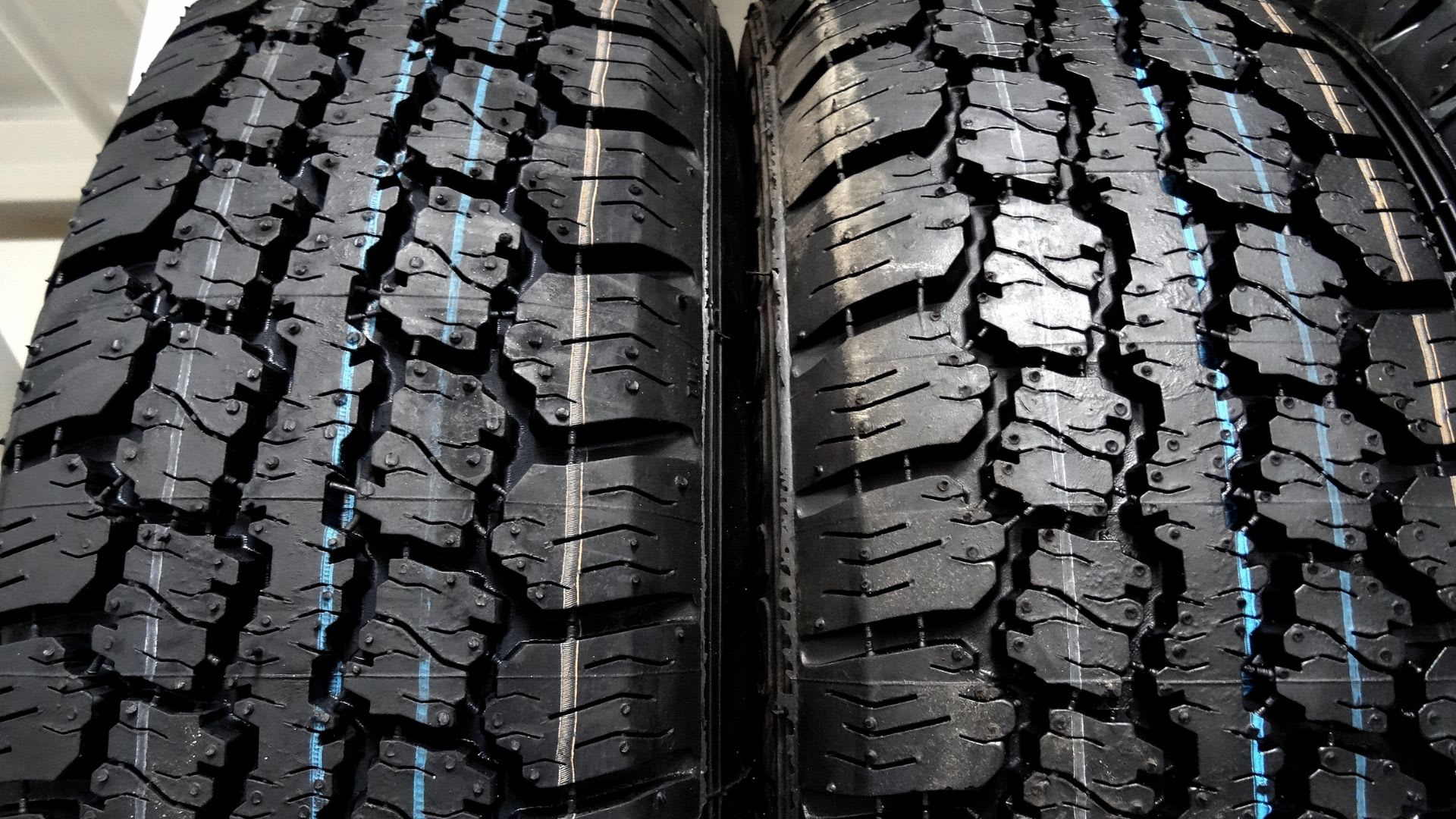 How Do Tire Sipes Work?