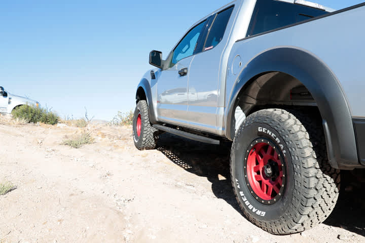 General Grabber A/TX vs Cooper Discoverer Road+Trail AT tires on handling