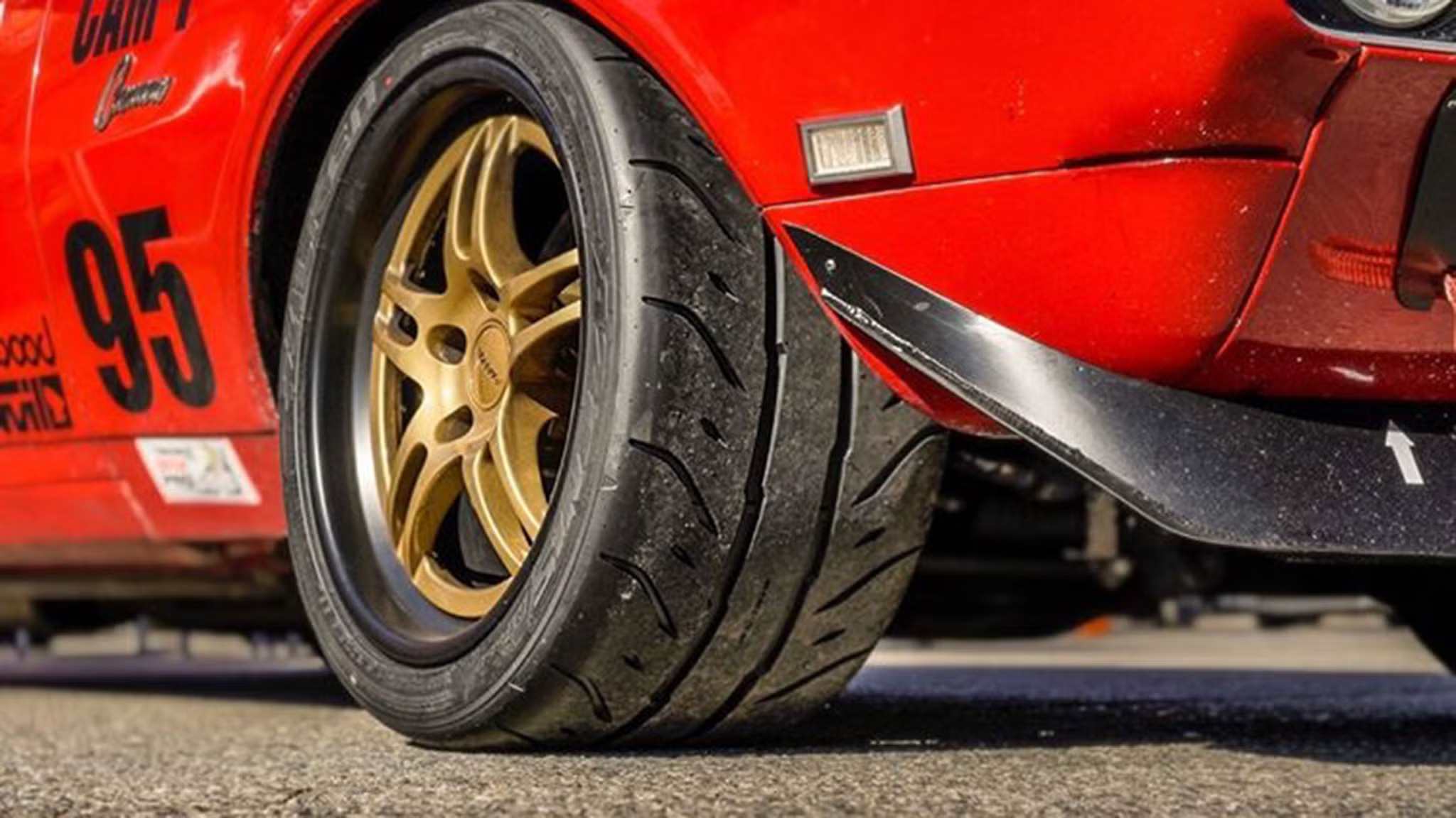 Falken Azenis RT660 Plus