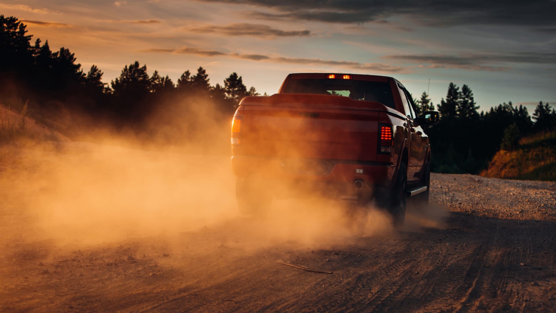 Kenda Klever A/T2 (KR628) tires on a pickup truck
