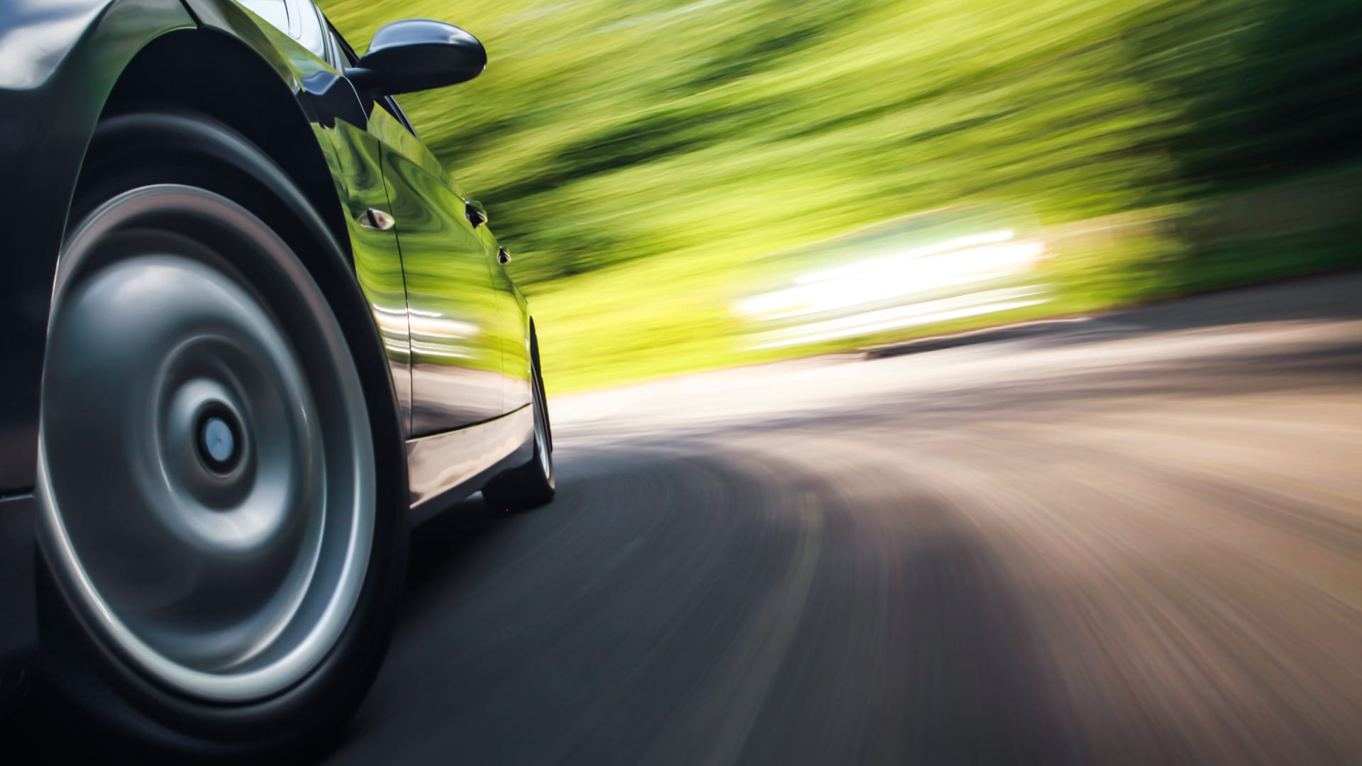 Zeetex HP1000 tires driving on a winding road