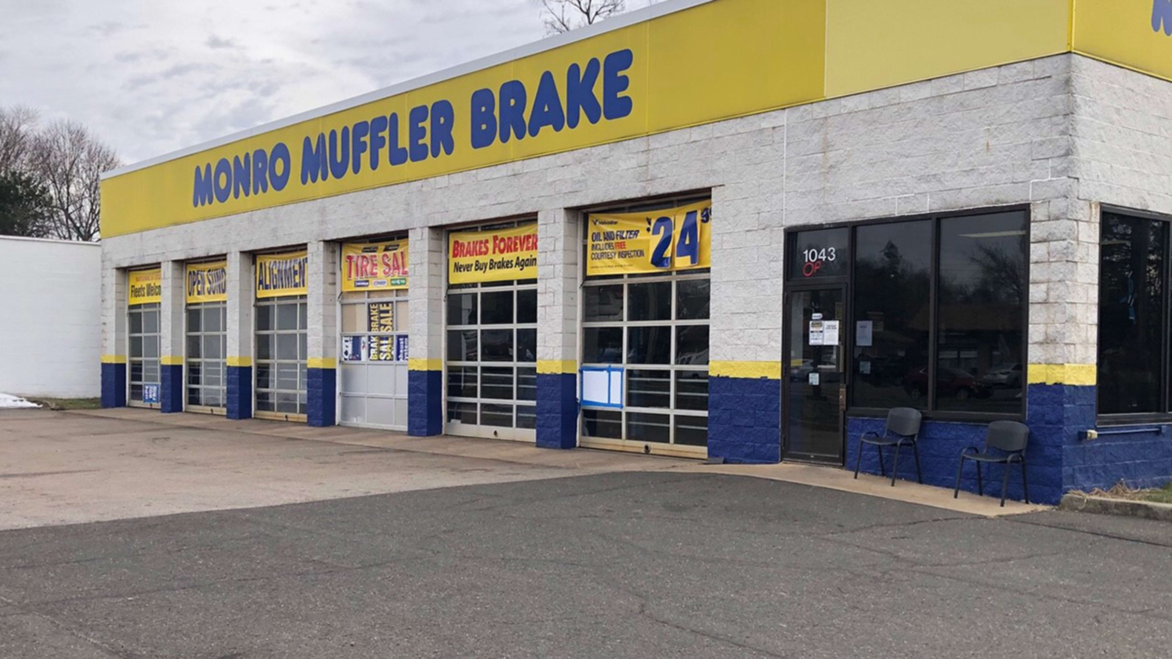 Monroe's muffler deals