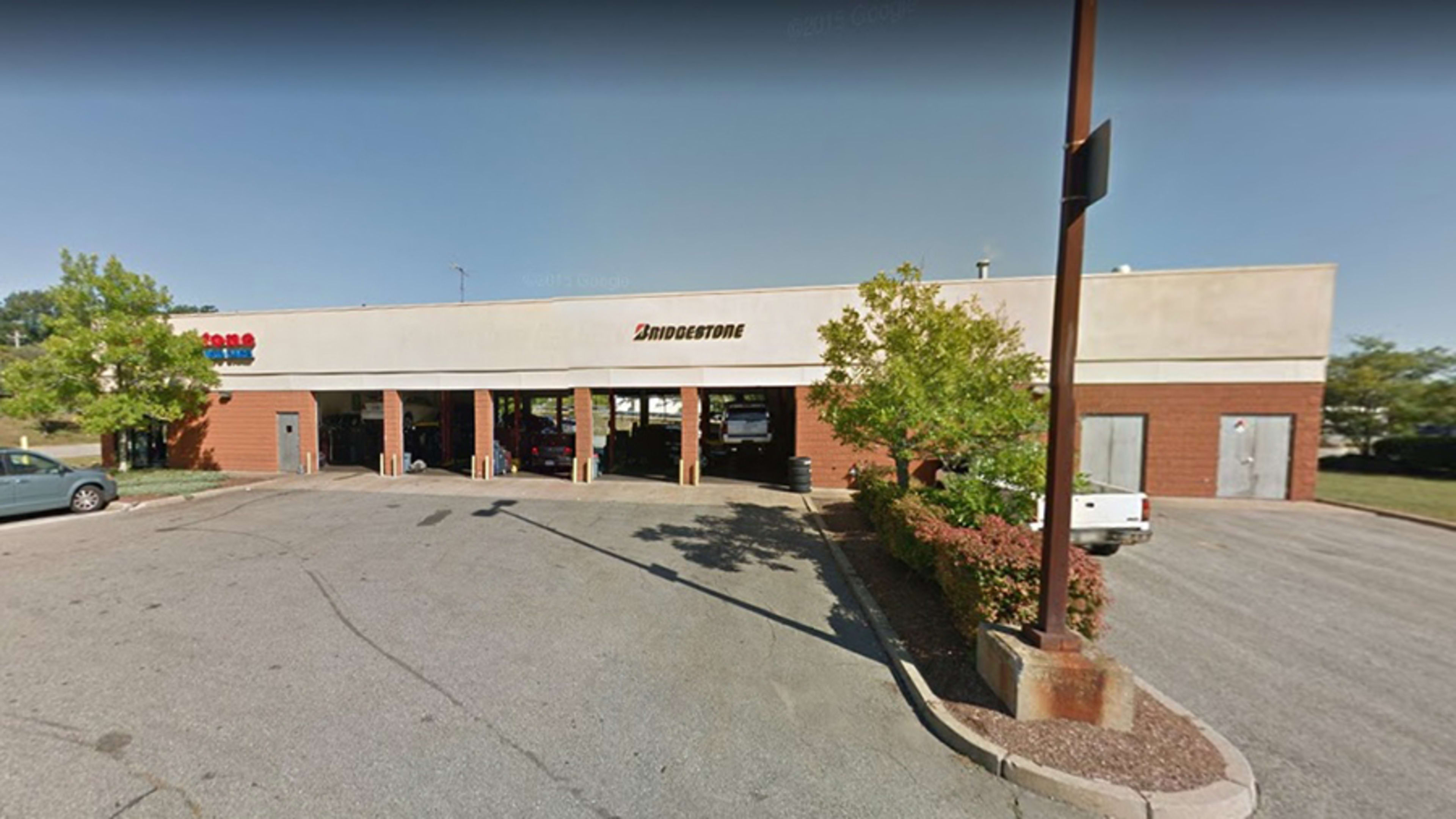 Firestone Complete Auto Care in North Dartmouth, MA (49 Faunce Corner Mall  Rd): Tire Shop Near me | SimpleTire