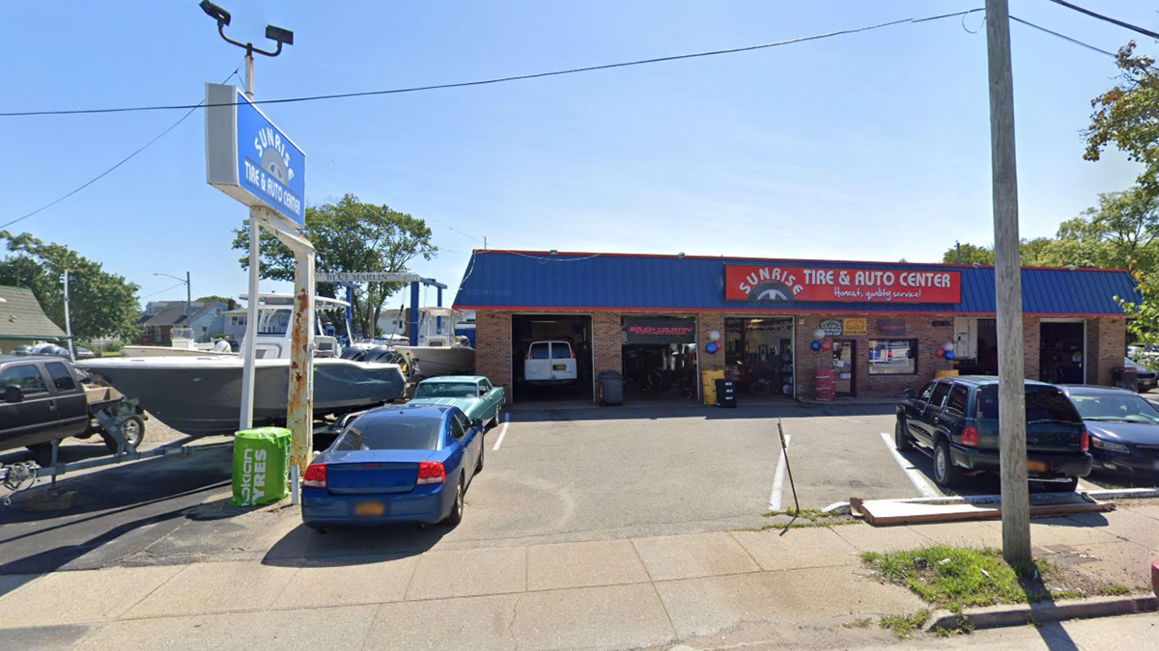 Sunrise Tire & Auto Center in Seaford, NY (4066 Merrick Rd Sunrise Tire & Auto Center in Seaford, NY (4066 Merrick Rd