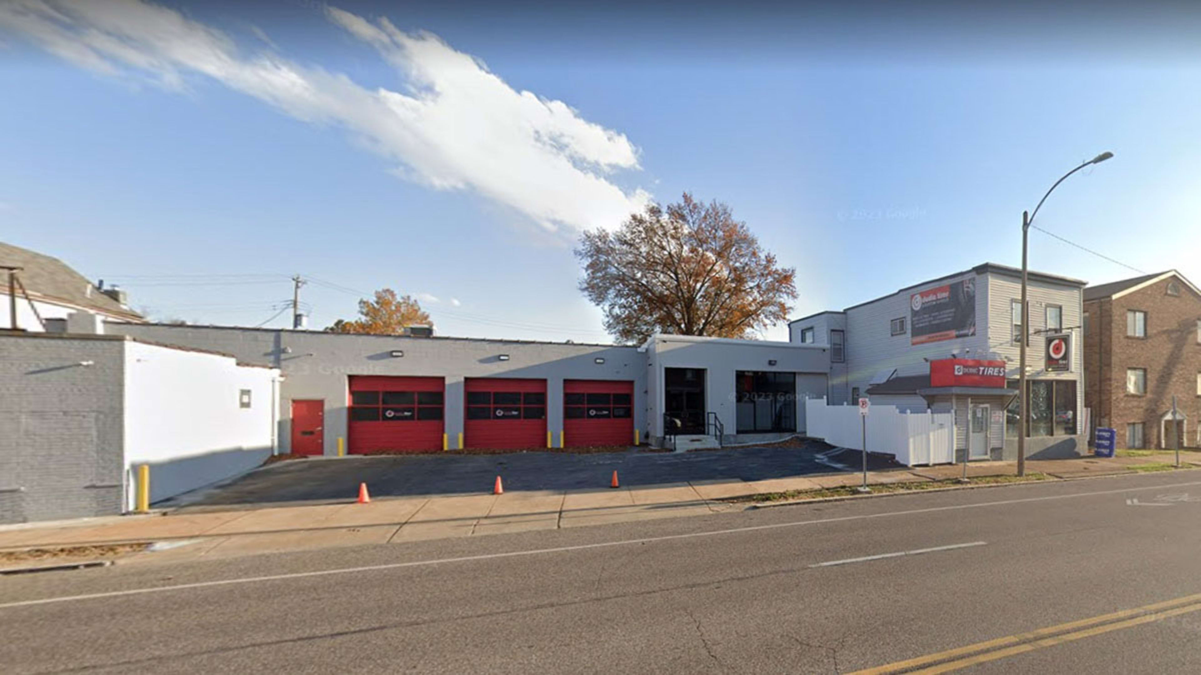 Tire Choice Auto Service Centers in Saint Louis, MO (11202 Manchester Rd):  Tire Shop Near me