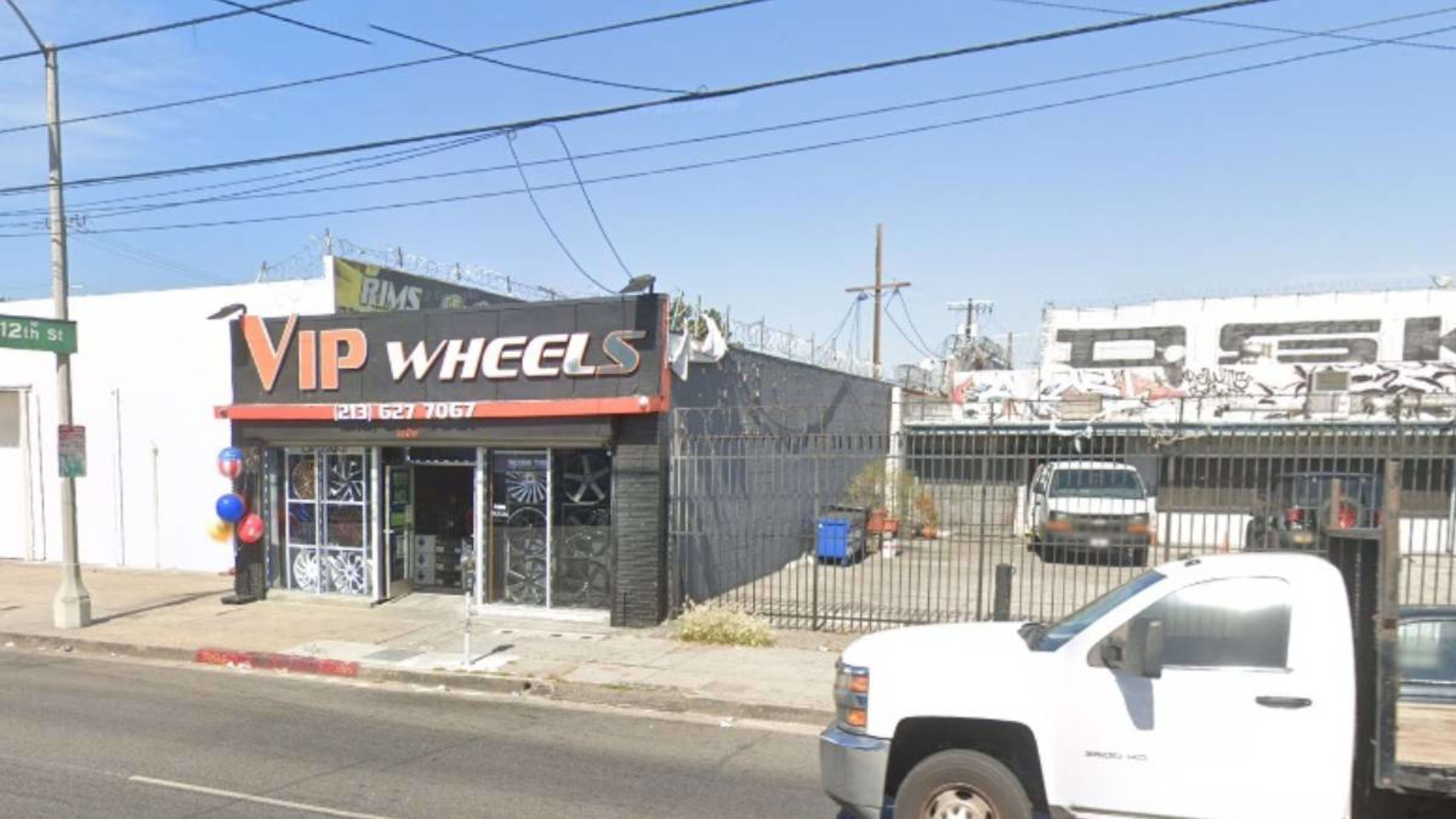 VIP Exotic Wheels in Los Angeles, CA (1109 S Central Ave): Tire 