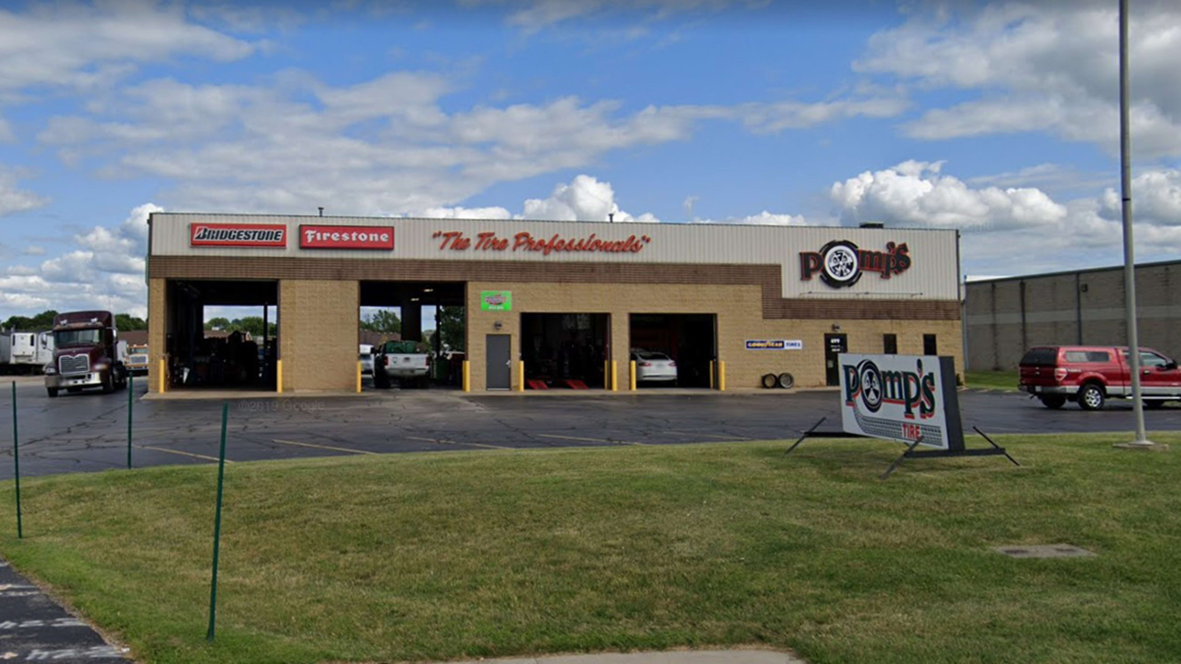 Pomp s Tire Service in De Pere WI 699 Lawrence Dr Tire Shop