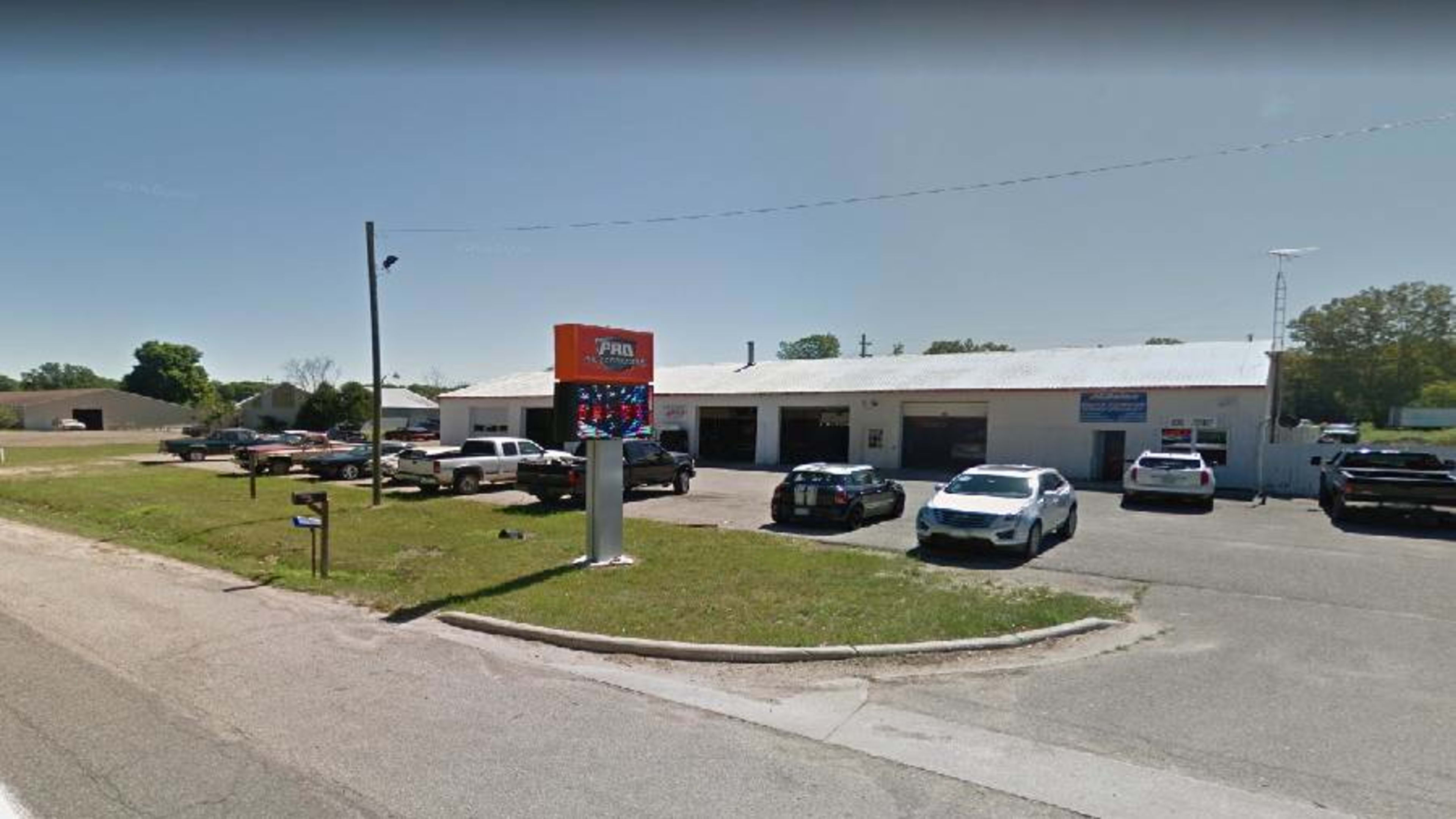 Pro Auto Works in Cedar Springs MI 15670 Northland Dr Tire