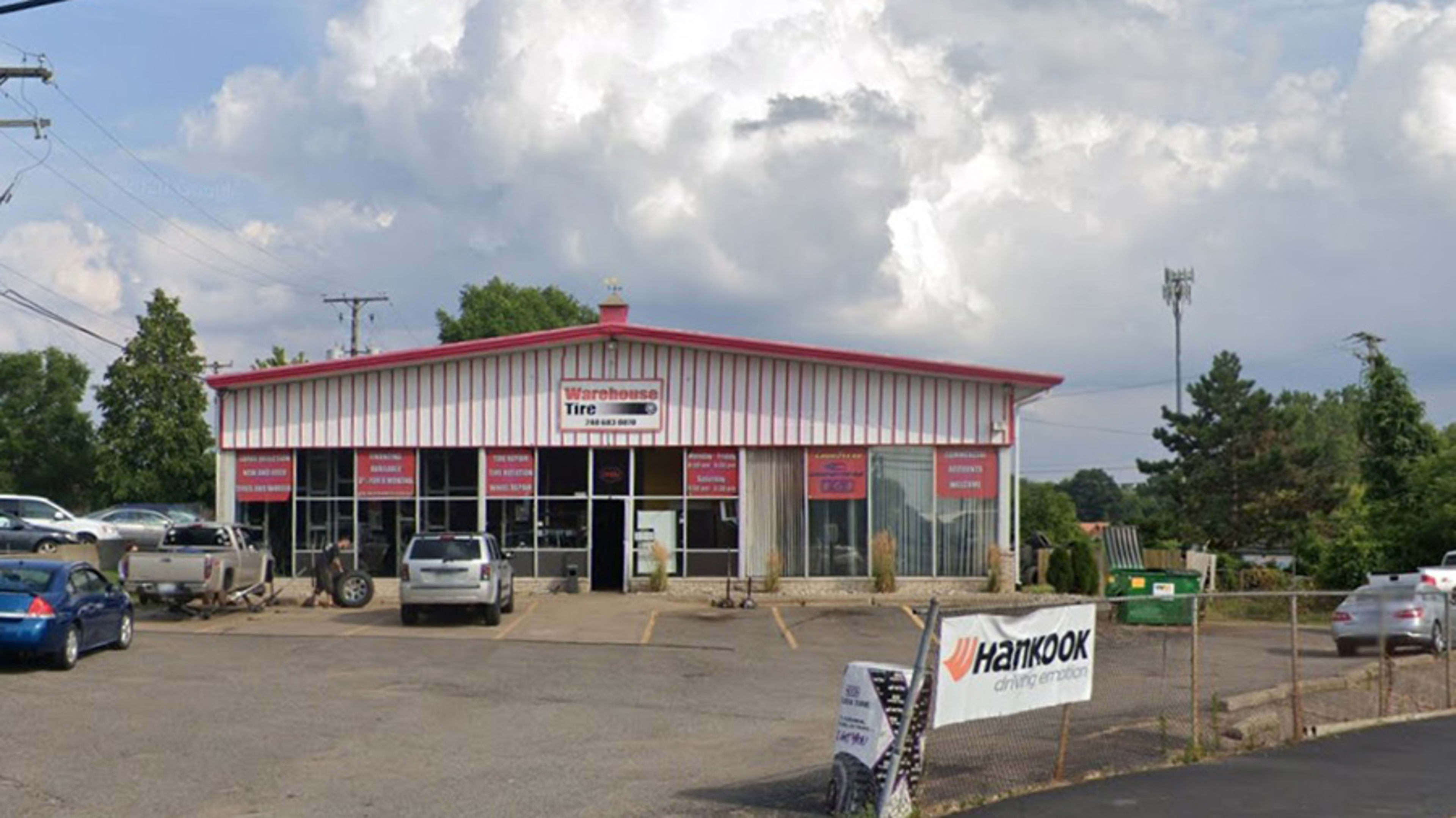 Warehouse Tire in Waterford, MI (4459 Pontiac Lake Rd): Tire Shop Near me |  SimpleTire