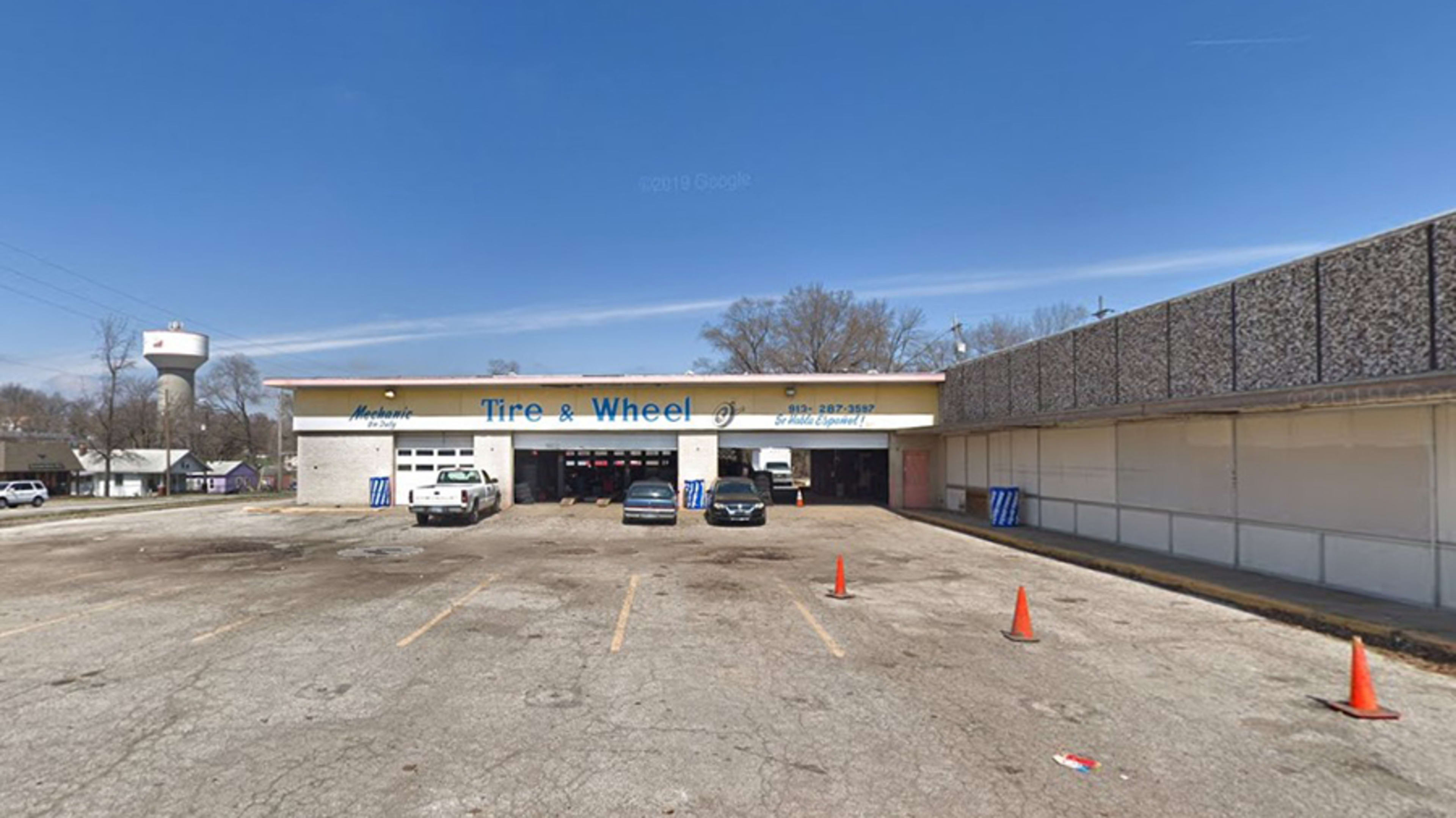 Tire & Wheel in Kansas City, KS (3748 State Ave Ste B): Tire Tire & Wheel in Kansas City, KS (3748 State Ave Ste B): Tire