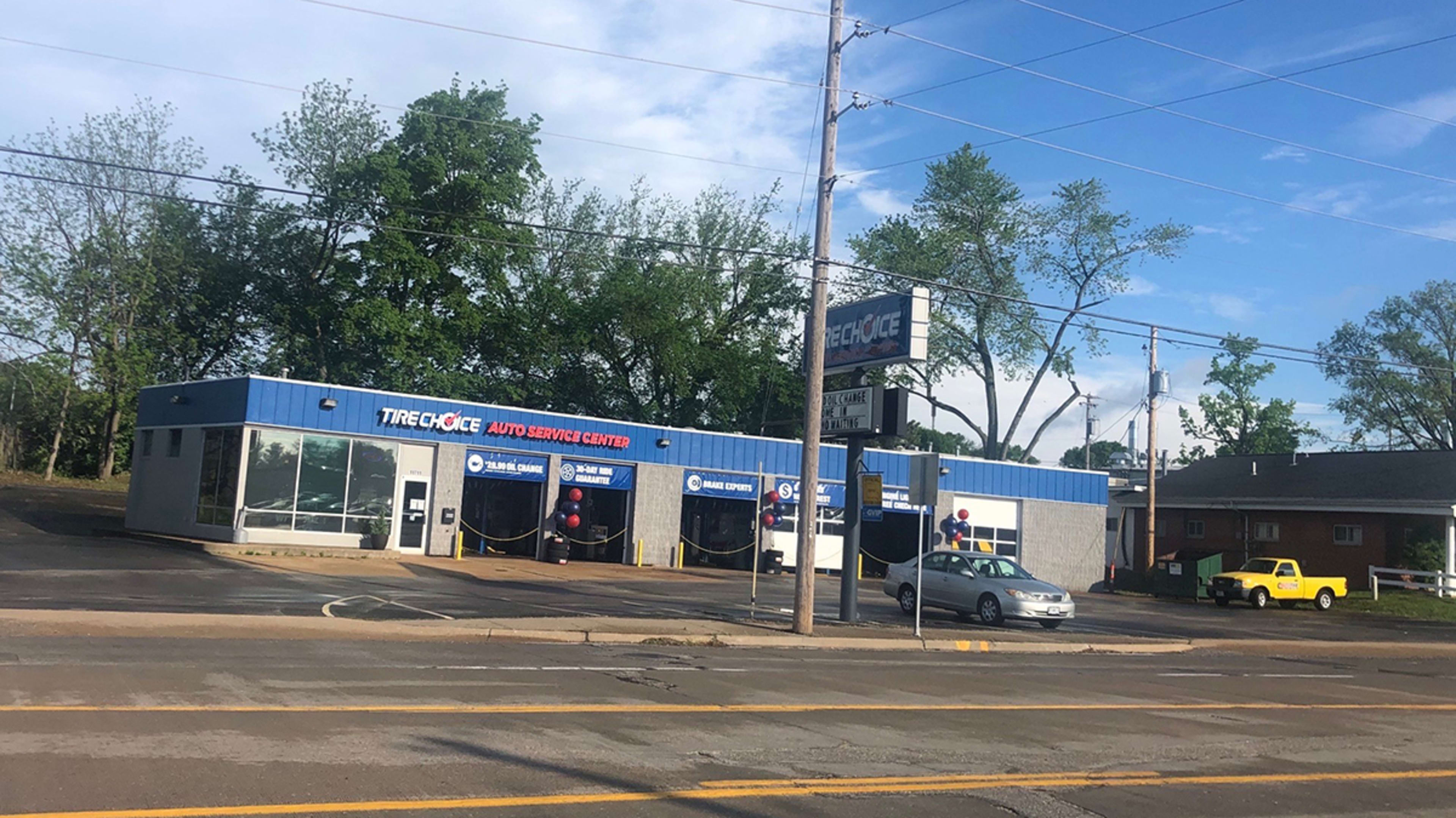 Tire Choice Auto Service Centers in Saint Louis, MO (11202 Manchester Rd):  Tire Shop Near me