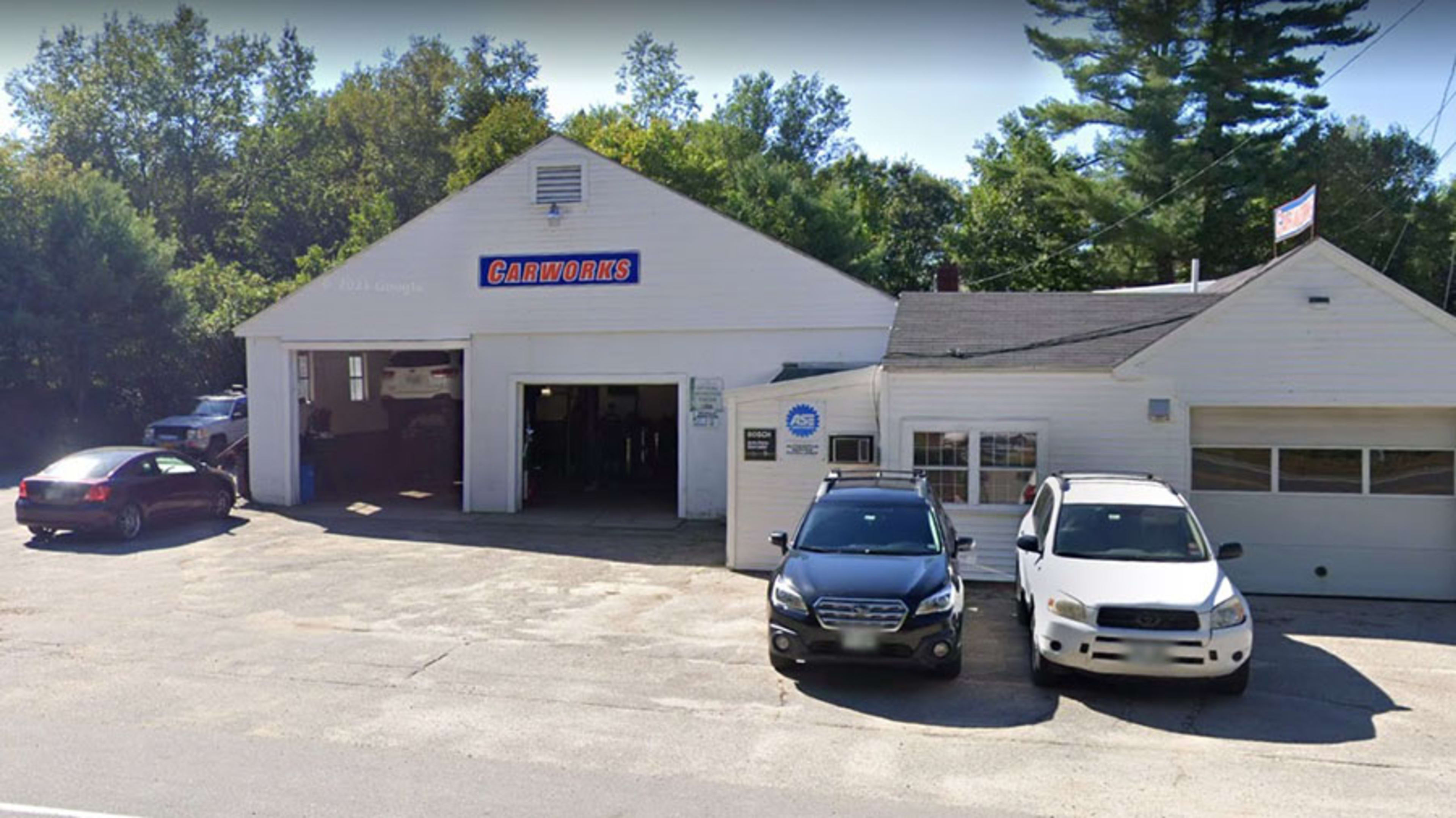 Carworks in Lee, NH (450 Calef Hwy): Tire Shop Near me | SimpleTire