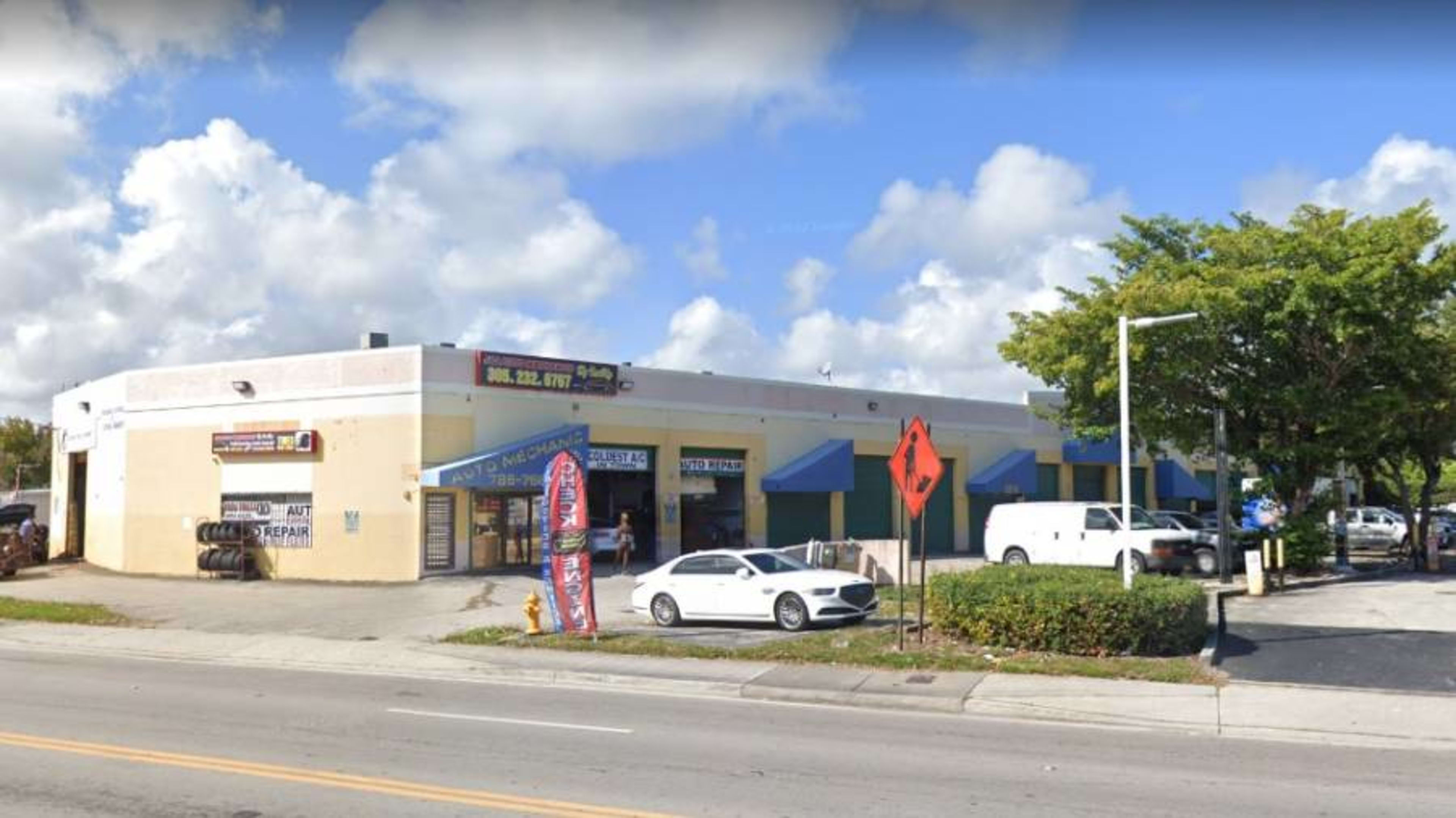 Inaoly Auto Tech in Miami FL 18326 S Dixie Hwy Tire Shop Near