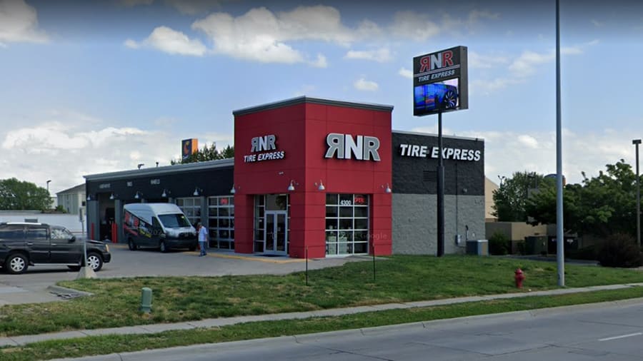 Rnr Tire Lincoln Nebraska Rnr Tire To Add 25 New Locations With New ...