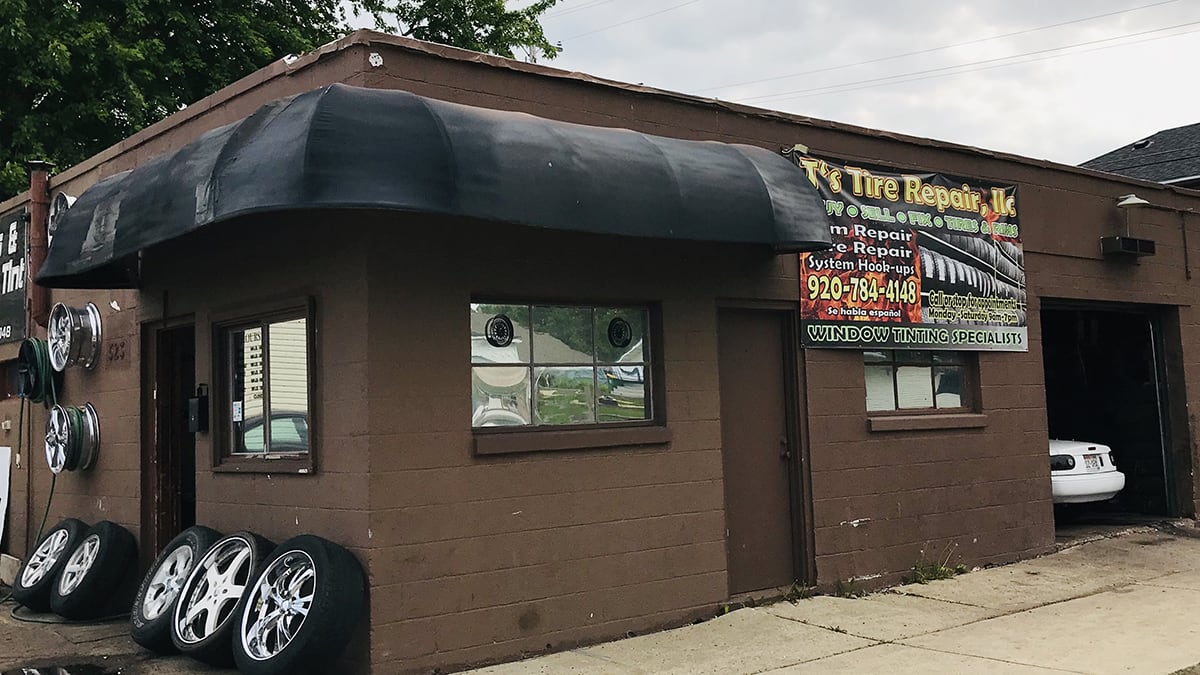 T-S Tires Tint Tow Green Bay WI Wisconsin