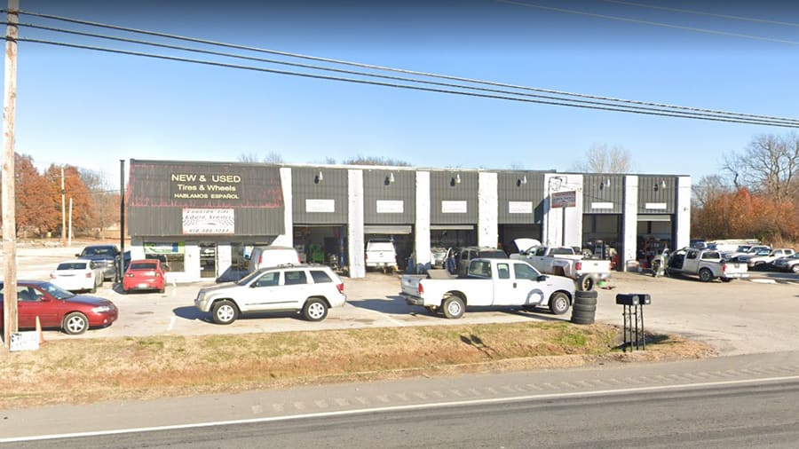 Country Tire Shop & Car Detailing in Coweta, OK (12149 S State Highway 51) Tire Shop Near me