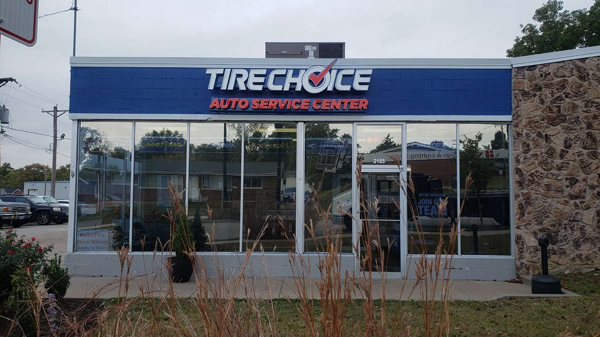 Tire Choice Auto Service Centers in Saint Louis, MO (11202 Manchester Rd):  Tire Shop Near me