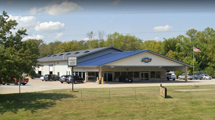 Deien Chevrolet in Trenton, IL (555 N Madison St) Tire Shop Near me